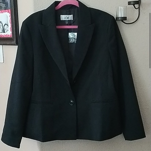 Le Suit Black Women's Blazer Size 18 New with tags - Picture 1 of 3